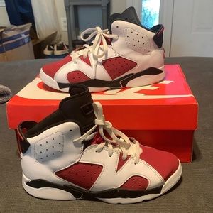 Worn multiple times like new condition. Size 3y